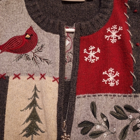 Croft and barrow small winter scene zip jacket red birds - Picture 1 of 10